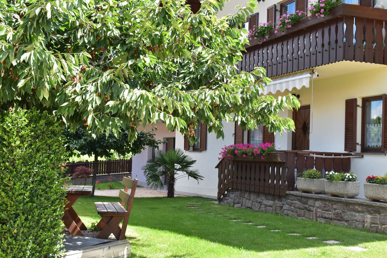 Ferienwohnung Pippohof Eppan an der Weinstraße Eksteriør billede